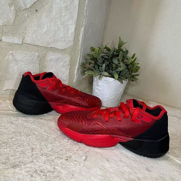 Adidas D.O.N. Issue 4 Red/Black sneakers sz 7 - Picture 10 of 11